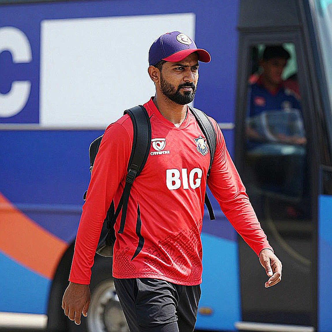 মাঝের ওভারগুলোর নীরবতা: বিশ্বকাপ আসলে কোথায় জেতা হয়